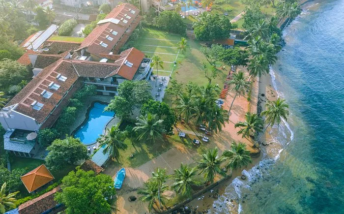 06 Days Down South Beach 1 earl s reef beruwala